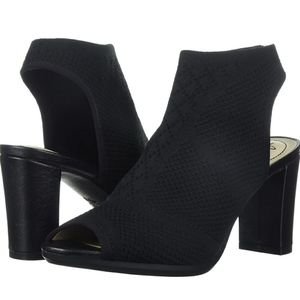 LifeStride Women's Alita Slingback Heeled Sandal